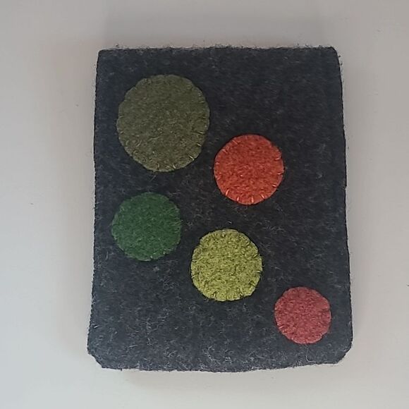 Felted Pouch Ine Snap Dots Gray Orange Green - Picture 2 of 6